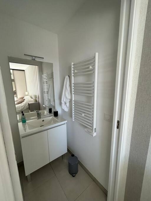 Superbe Appartement 3 Chambres A Грасс Екстер'єр фото