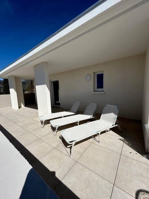 Superbe Appartement 3 Chambres A Грасс Екстер'єр фото